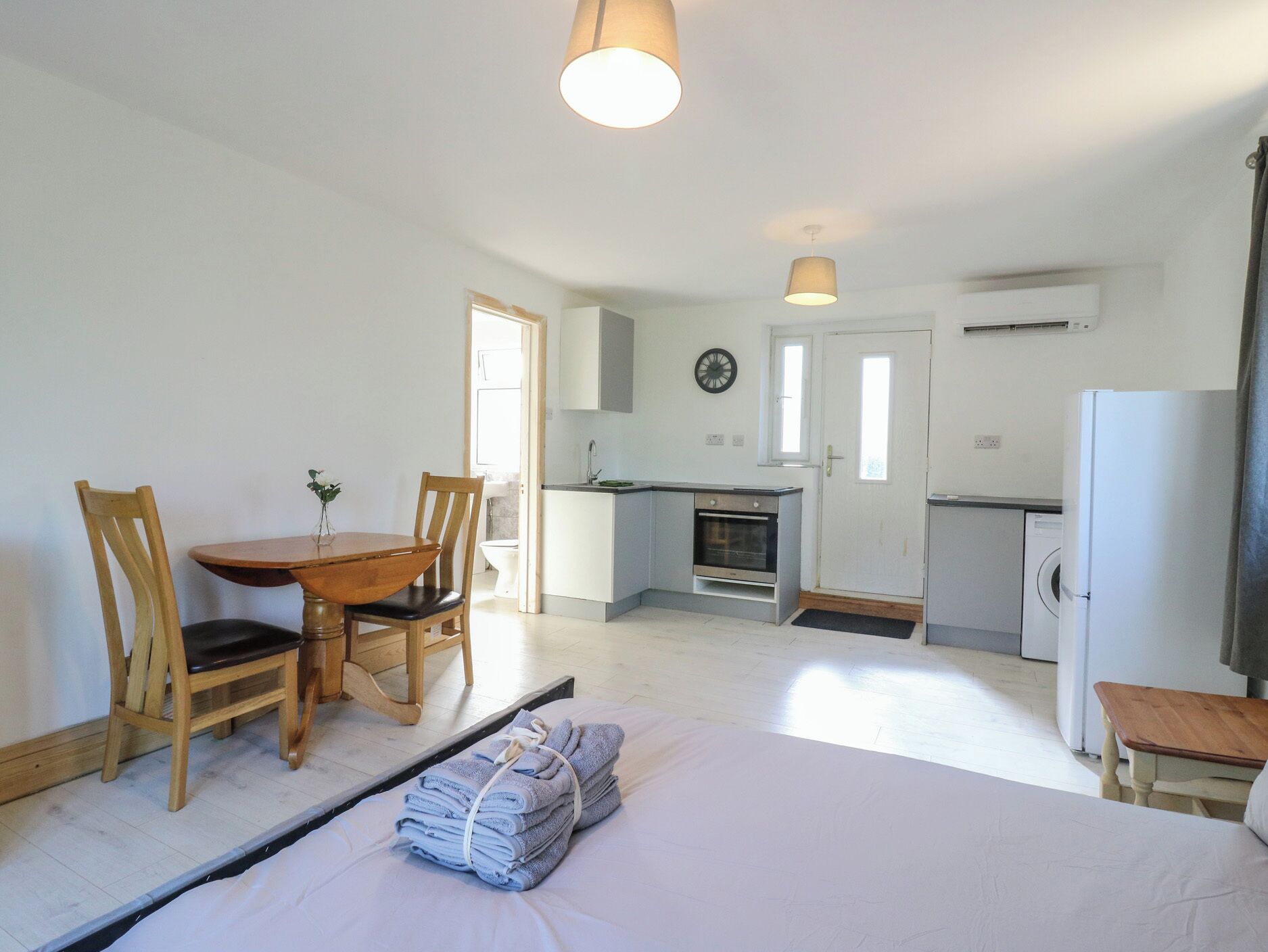 1 bedroom, individually decorated, individually furnished, free WiFi