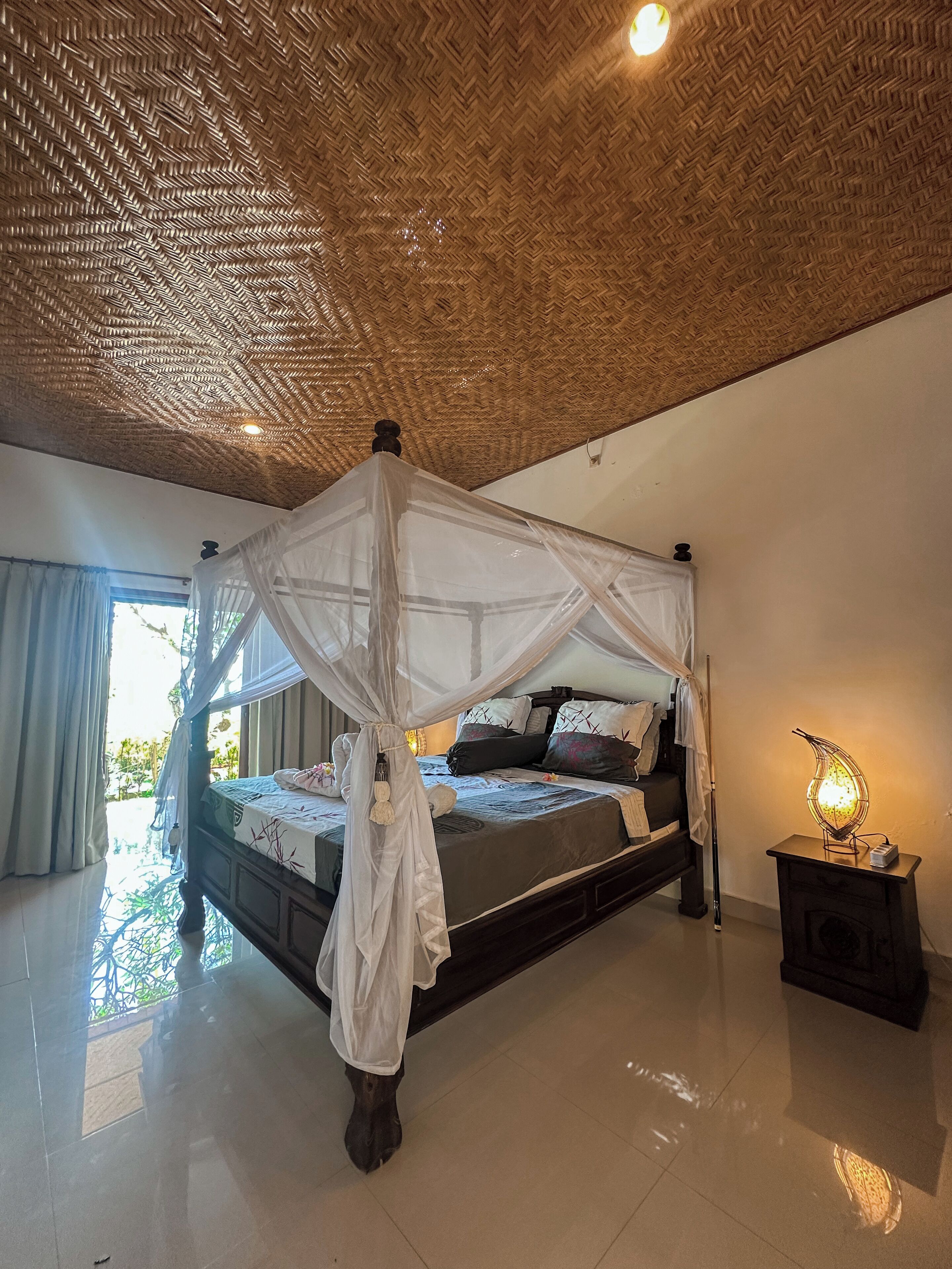 3 室のベッドルーム、セーフティボックス (室内)、アイロン / アイロン台、WiFi (無料)