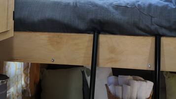 1 chambre, coffres-forts dans les chambres, Wi-Fi, draps fournis