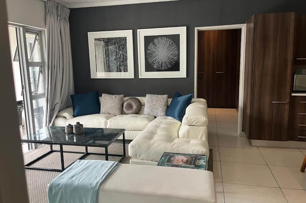 Luxury Apartment in Sandown
