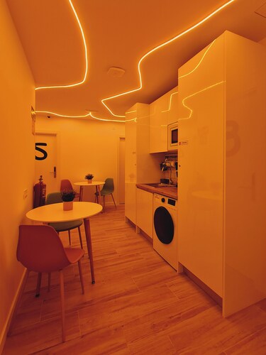 Bilbao ROOMS & KITCHEN Rekalde