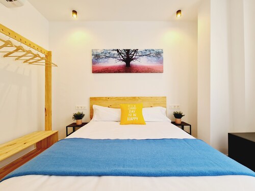 Bilbao ROOMS & KITCHEN Rekalde