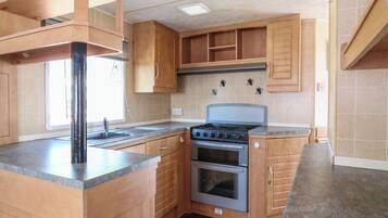 Kochgeschirr/Geschirr/Besteck