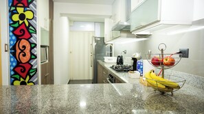 Fridge, microwave, oven, stovetop