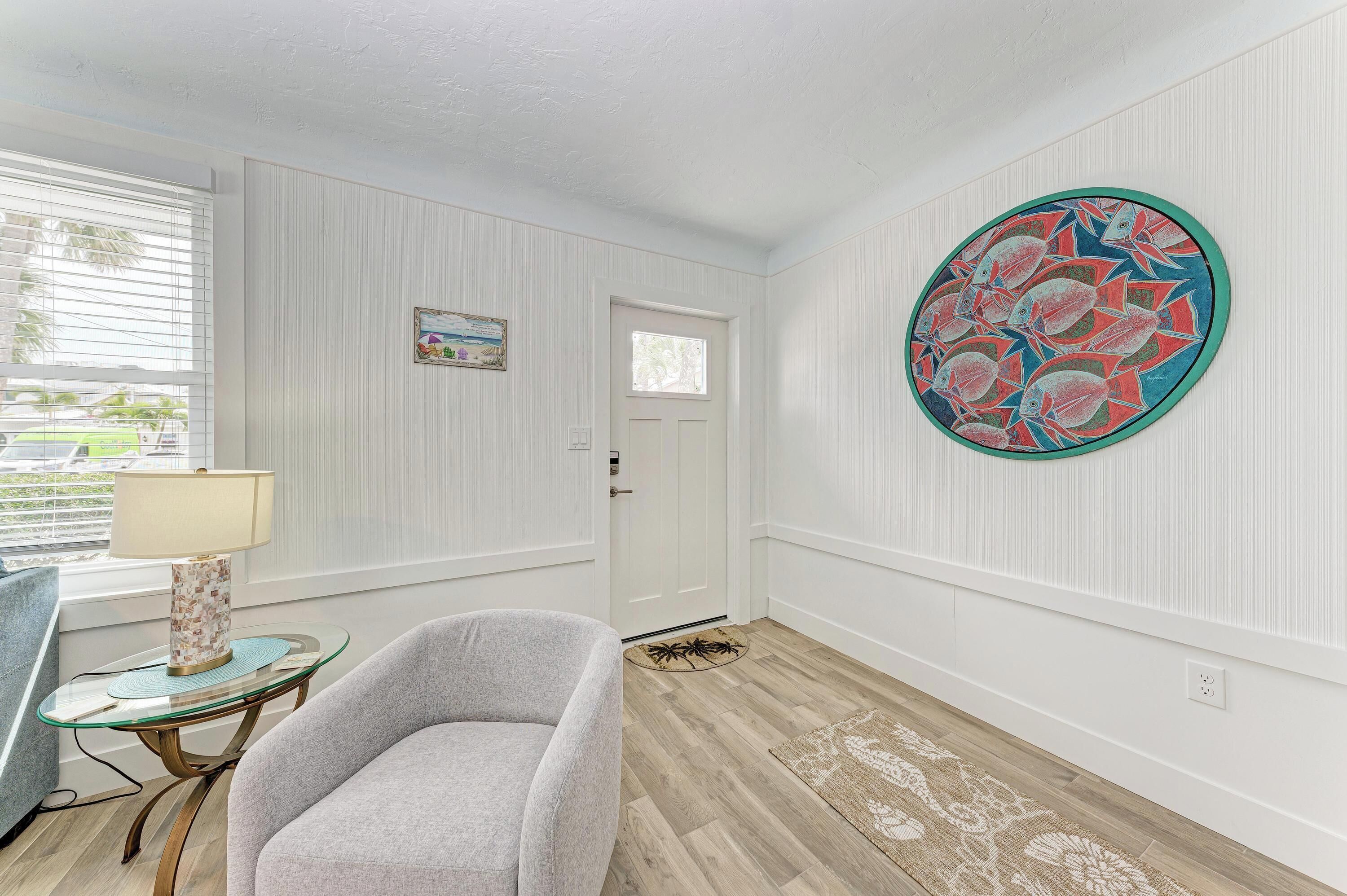 Lido Key House- Ultimate Beach Escape, Steps From The Beach & St. Armand's - Sarasota, FL