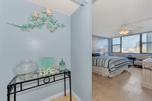 2 bedrooms, iron/ironing board, free WiFi, bed sheets - Turquoise Turtle | Condo w/ Beach Views + Resort Amenities, Pool and Marina (Siesta Key)