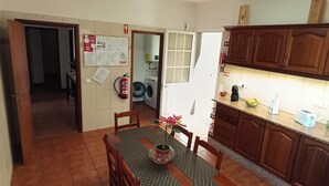 Dining - Dotty's House (Santa cruz)