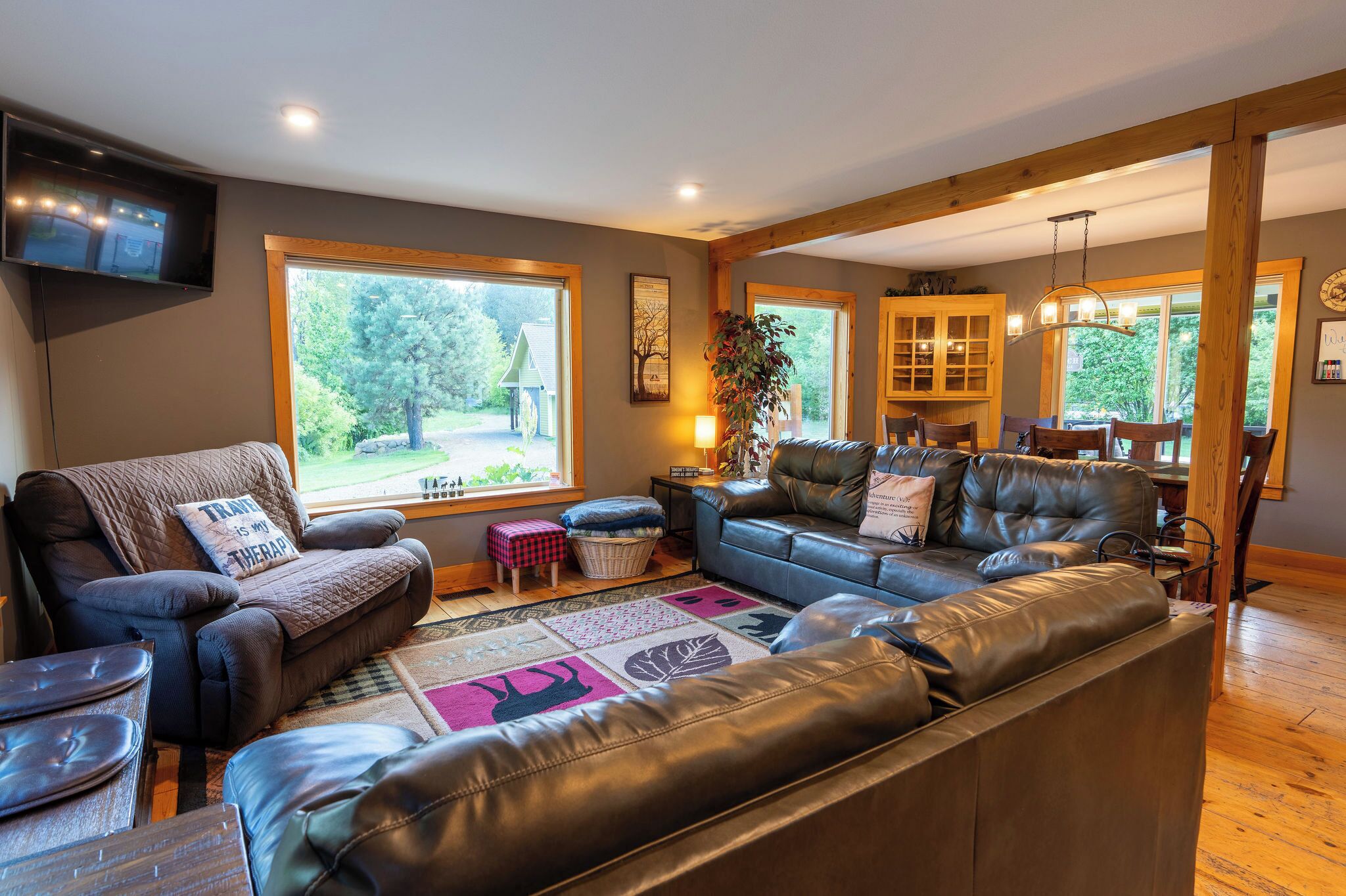 Smart TV, fireplace, table football, books