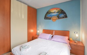 2 makuuhuonetta, silitysrauta/-lauta, ilmainen Wi-Fi, vuodevaatteet