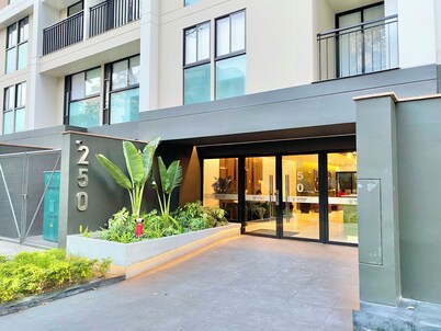 Family Apartment with a View (1309)