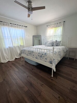 2 bedrooms, WiFi, bed sheets