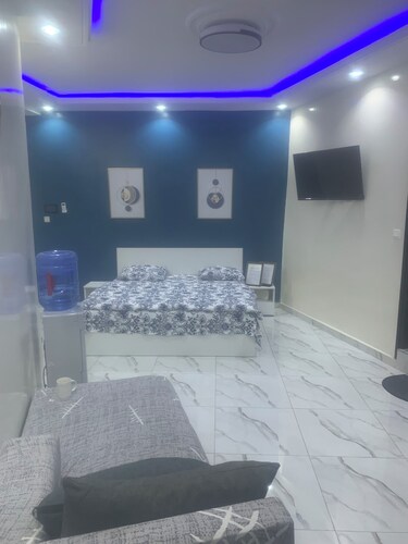 Very comfortable furnished room in Dakar