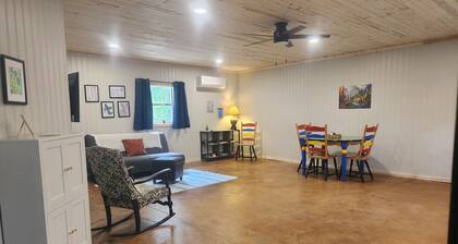 1-bedroom, dog friendly cottage