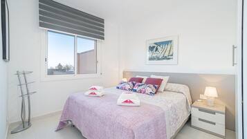 Apartment | 1 bedroom, iron/ironing board