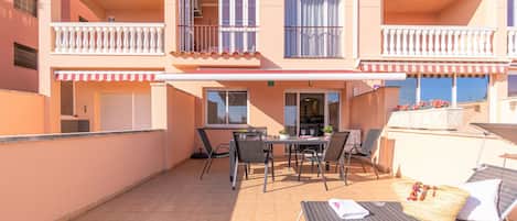 公寓 | 室外用餐