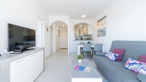 Apartment | Living area - Beachfront Apartment in Empuriabrava With Pool (Castello d'Empuries)