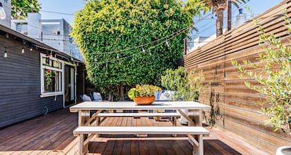 Venice 2BR - Ocean Walk - Stunning Outdoor Space!