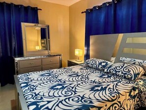 4 bedrooms, WiFi - Pool + Family Comfort (Santo Domingo Este)