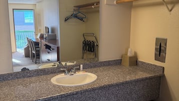 Desk, iron/ironing board, free WiFi