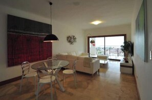 Interior - Cozy ocean front apartment (Samaná)