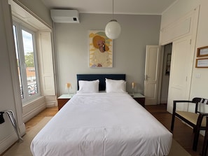 2 chambres, fer et planche à repasser, Wi-Fi, literie fournie