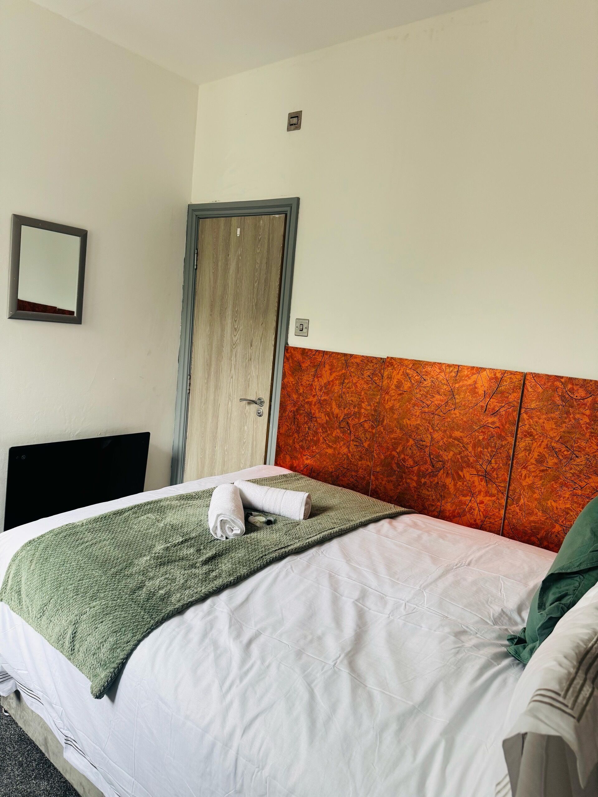 Tabla de planchar con plancha y wifi gratis 