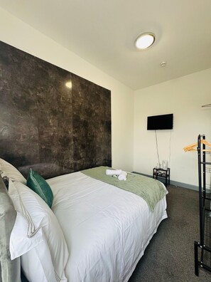 Comfort Double Room | Seterika/papan seterika, Wi-fi percuma 