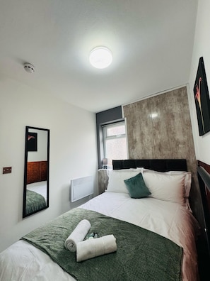 Comfort Double Room | Iron/ironing board, free WiFi