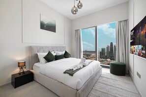 2 soverom, skrivebord, strykejern/-brett og wi-fi (inkludert)