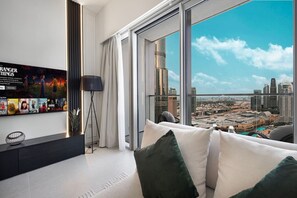 TV, video games, books - Sky-High Luxury 2BR • Burj View • Walk Dubai Mall (Dubai)