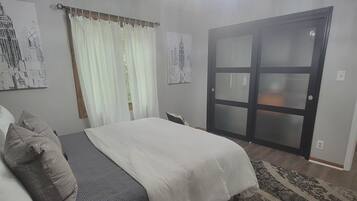 3 Schlafzimmer, Bügeleisen/Bügelbrett, kostenloses WLAN, Bettwäsche