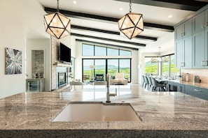 Interior - Your Five-Star Base for Lake Days & Powder Runs (Heber City)