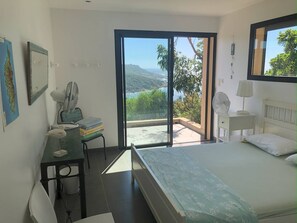 4 bedrooms, free WiFi