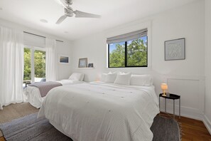 3 bedrooms, iron/ironing board, free WiFi, bed sheets - Shared Pool + East Austin - Eastside Palm House! (Austin)