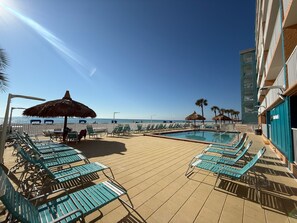 Een verwarmd zwembad