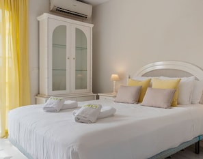Room - Santana | Sea views - garden - terrace (La Cala de Mijas)