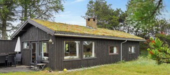 Lovely cottage close to the North Sea