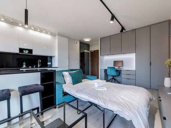 1 habitación, tabla de planchar con plancha, wifi y ropa de cama