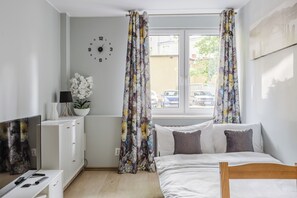 1 bedroom, iron/ironing board, WiFi, bed sheets