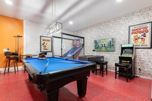 Game room - Unleash Your Dreams in a Magical Getaway, Orlando Villa 1000 (Orlando)