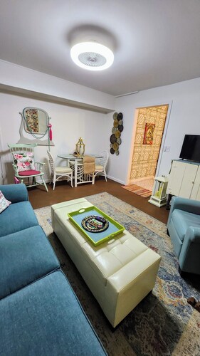 Cozy 1-bedroom apartment in safe Carthage neighborhood with WiFi