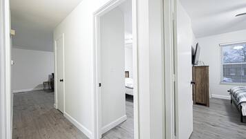 3 chambres, fer et planche à repasser, Wi-Fi, literie fournie