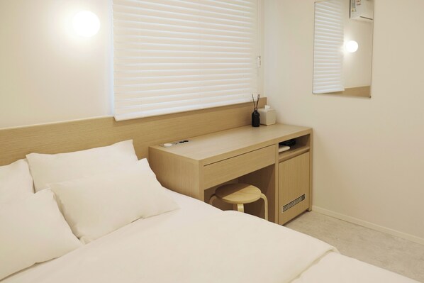Free WiFi, bed sheets - Bluenote (Incheon)