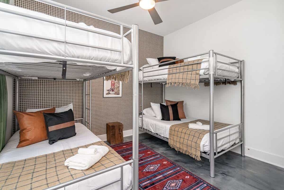 3 bedrooms, iron/ironing board, travel cot, free WiFi