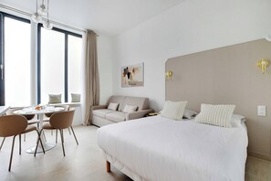 Apartment | 1 bedroom, laptop workspace, iron/ironing board, bed sheets - Studio Moderne - AC- 4P- Champ-de-mars (Paris)