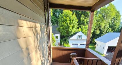 Cozy 2-bedroom apartment in lovely Rumford