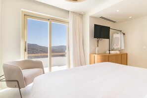 4 slaapkamers, een strijkplank/strijkijzer, wifi, beddengoed