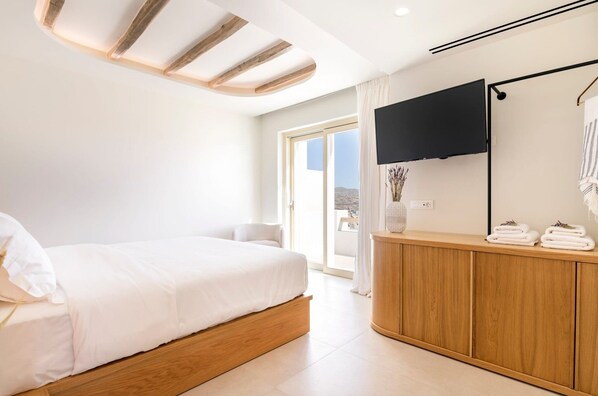4 chambres, fer et planche à repasser, Wi-Fi, draps fournis