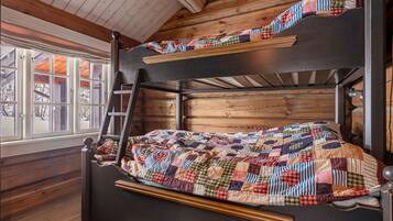 2 bedrooms, free WiFi