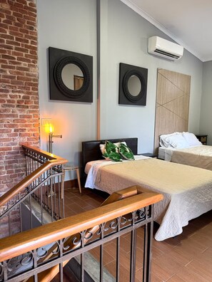 1 chambre, fer et planche Ă repasser, Wi-Fi gratuit, draps fournis